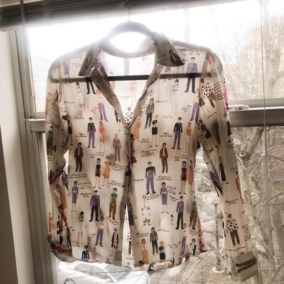 Vintage Tops - •Vintage• Silk Graphic Button Down